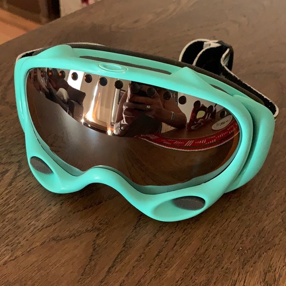 Oakley Accessories - Oakley mirror lens ski goggles